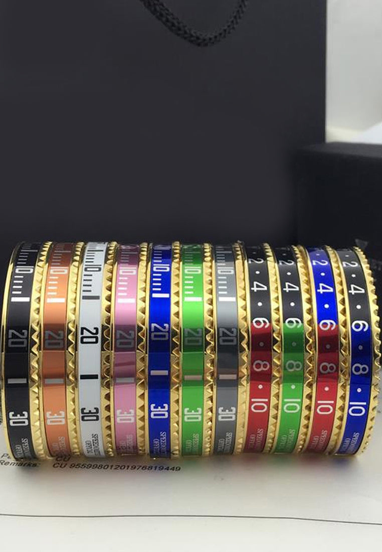 Simple design bracelet