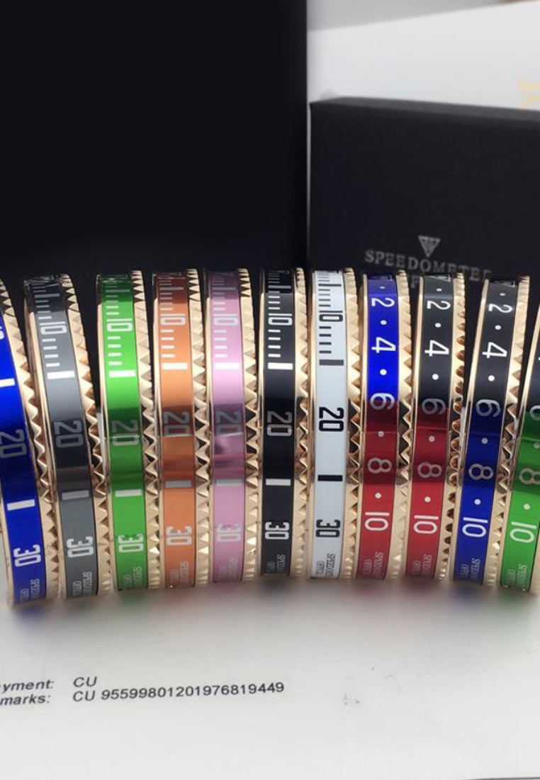 Simple design bracelet