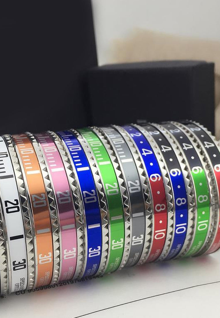 Simple design bracelet