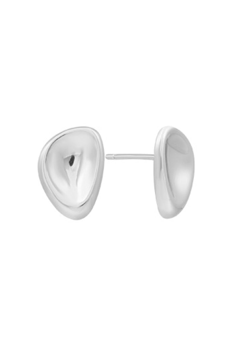 Vintage Chain CShaped Studs