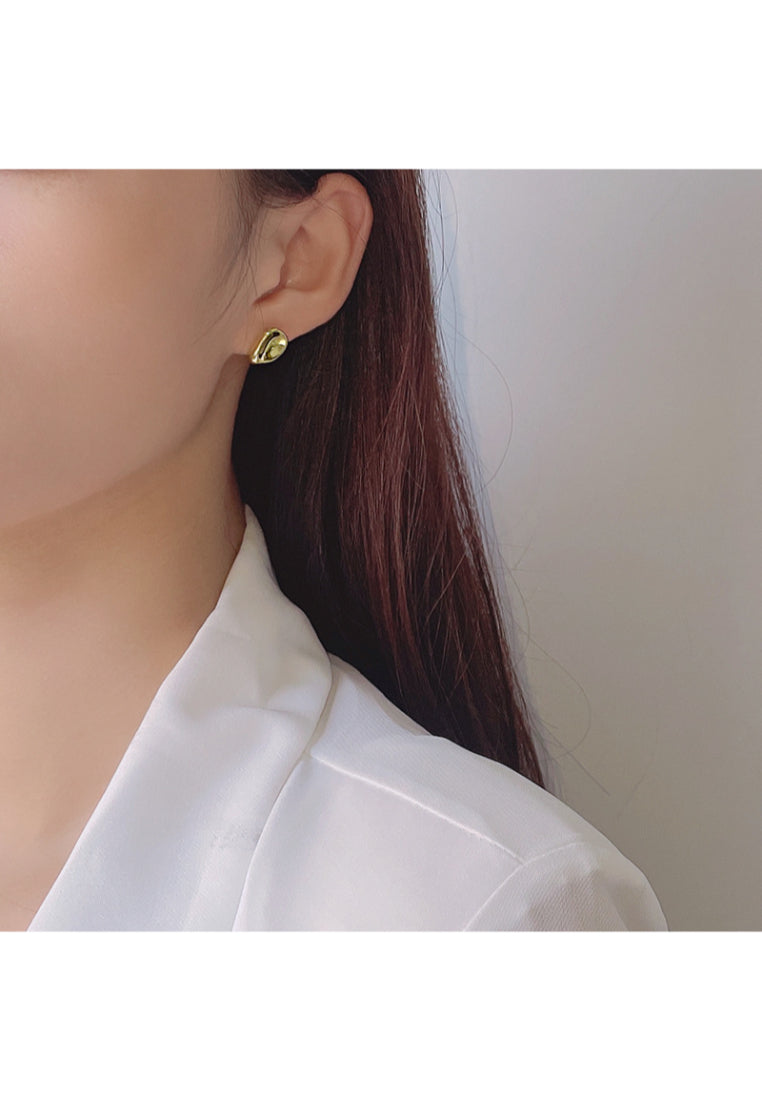 Vintage Chain CShaped Studs