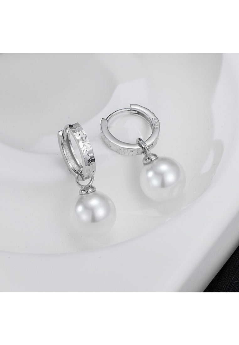 Icy 925 Silver Shell Pearl Clip Earrings