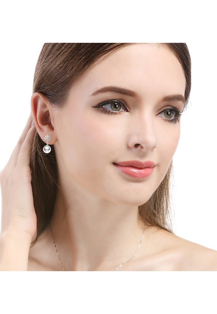 Sterling Silver Pearl Flower Stud Earrings
