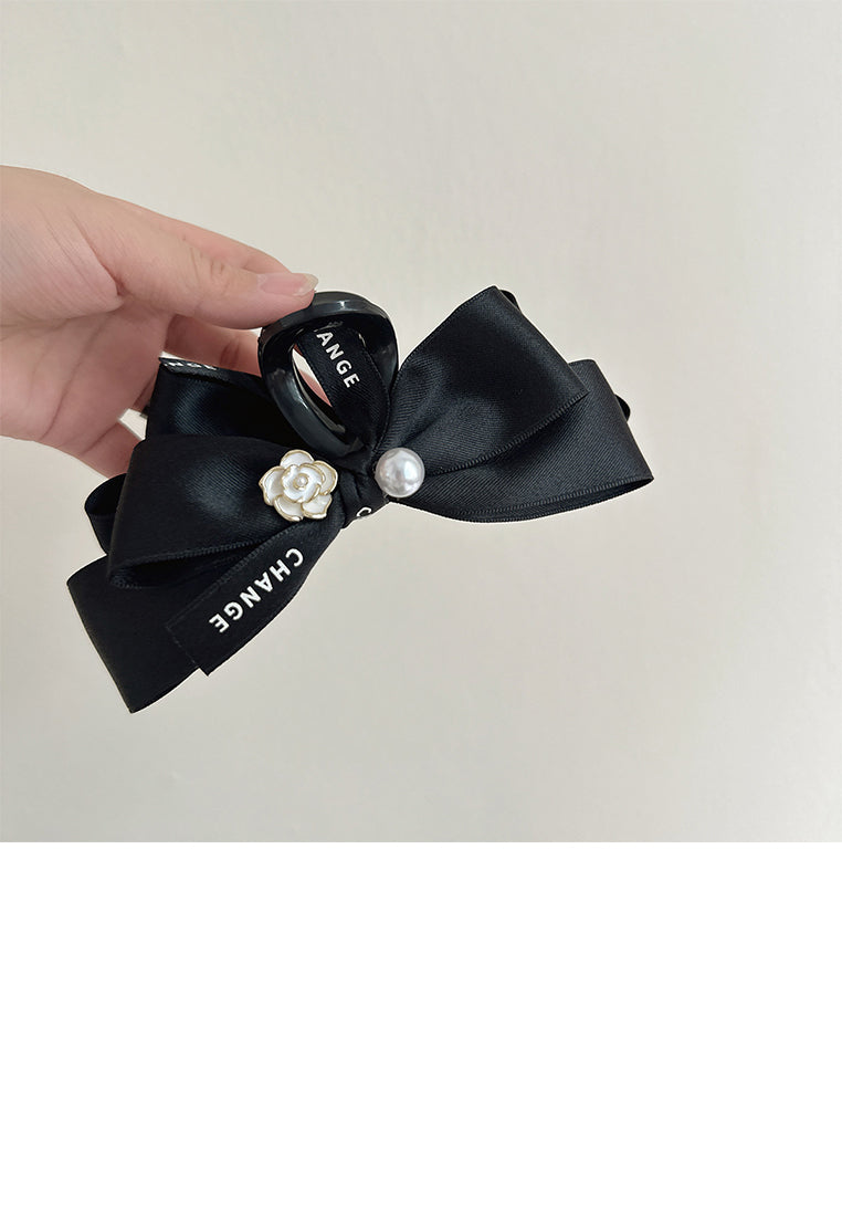 Elegant White Camellia Ribbon Hair Claw With Pearls