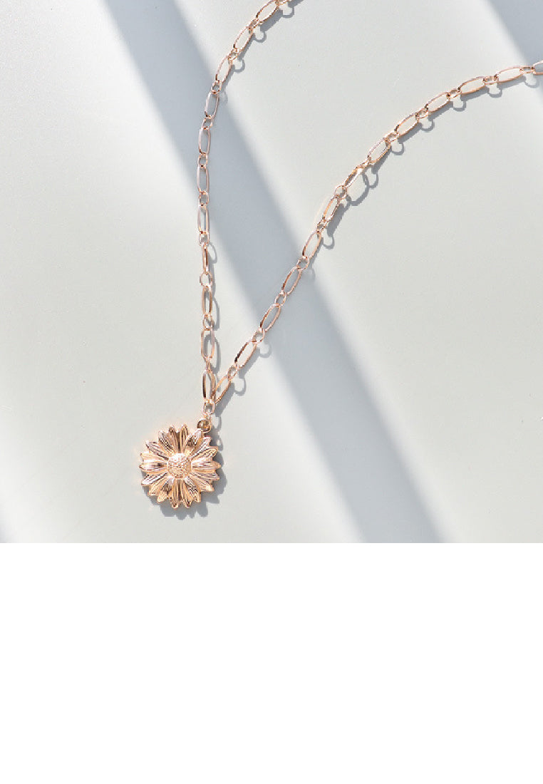 Fashion Elegant Plated Rose Gold 316L Stainless Steel Daisy Pendant with Necklace