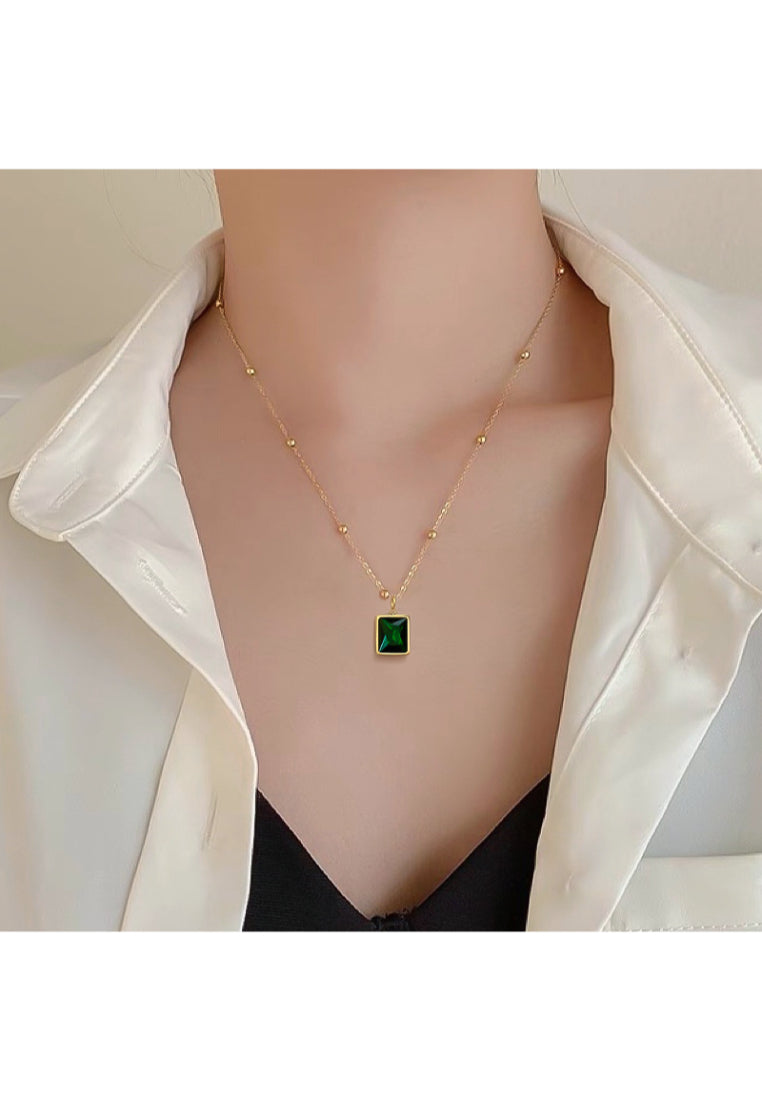 Fashion Simple Plated Gold 316L Stainless Steel Geometric Green Cubic Zirconia Pendant with Necklace - Luxurious Look