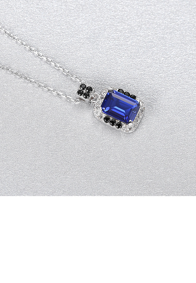 925 Sterling Silver Fashion and Elegant Geometric Pendant with Blue Cubic Zirconia and Necklace - Luxurious Look