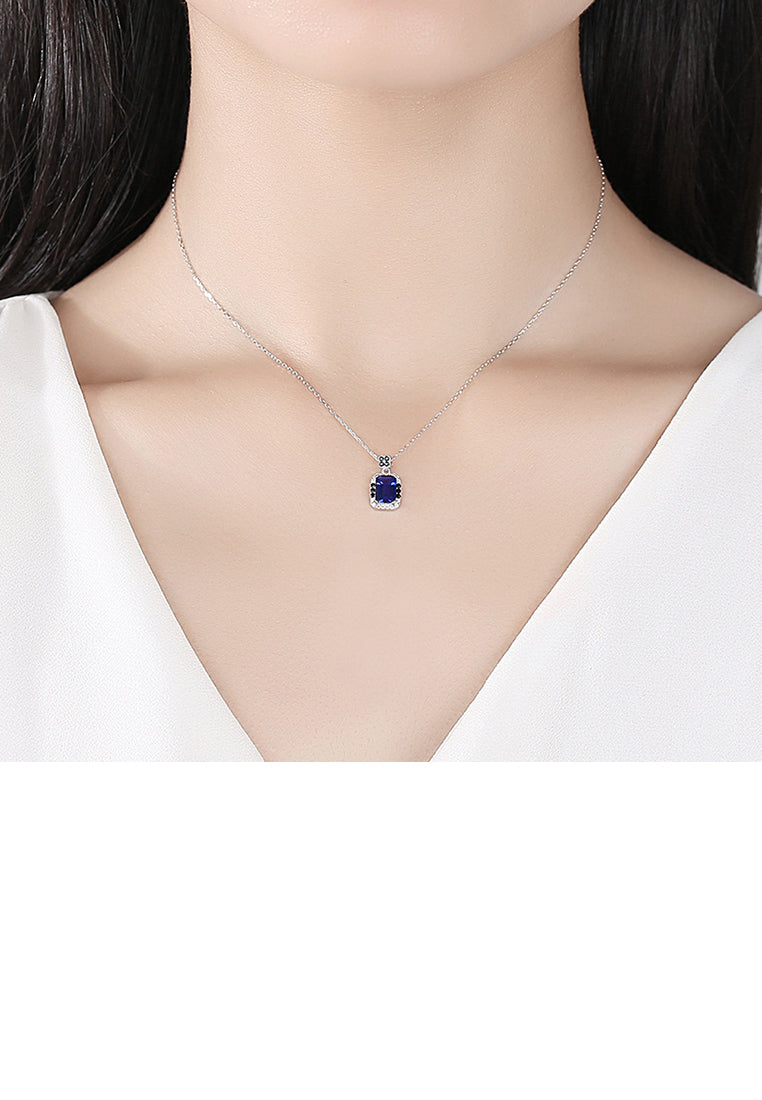 925 Sterling Silver Fashion and Elegant Geometric Pendant with Blue Cubic Zirconia and Necklace - Luxurious Look