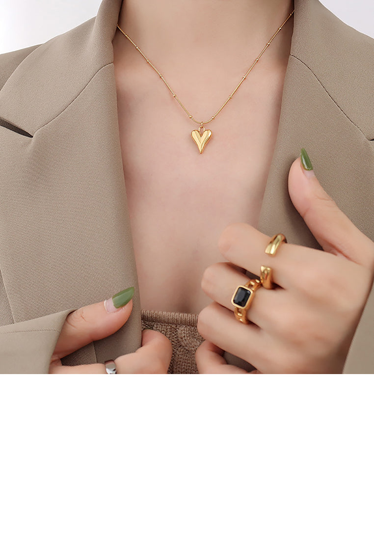 Fashion Romantic Plated Gold 316L Stainless Steel Heart Pendant with Necklace