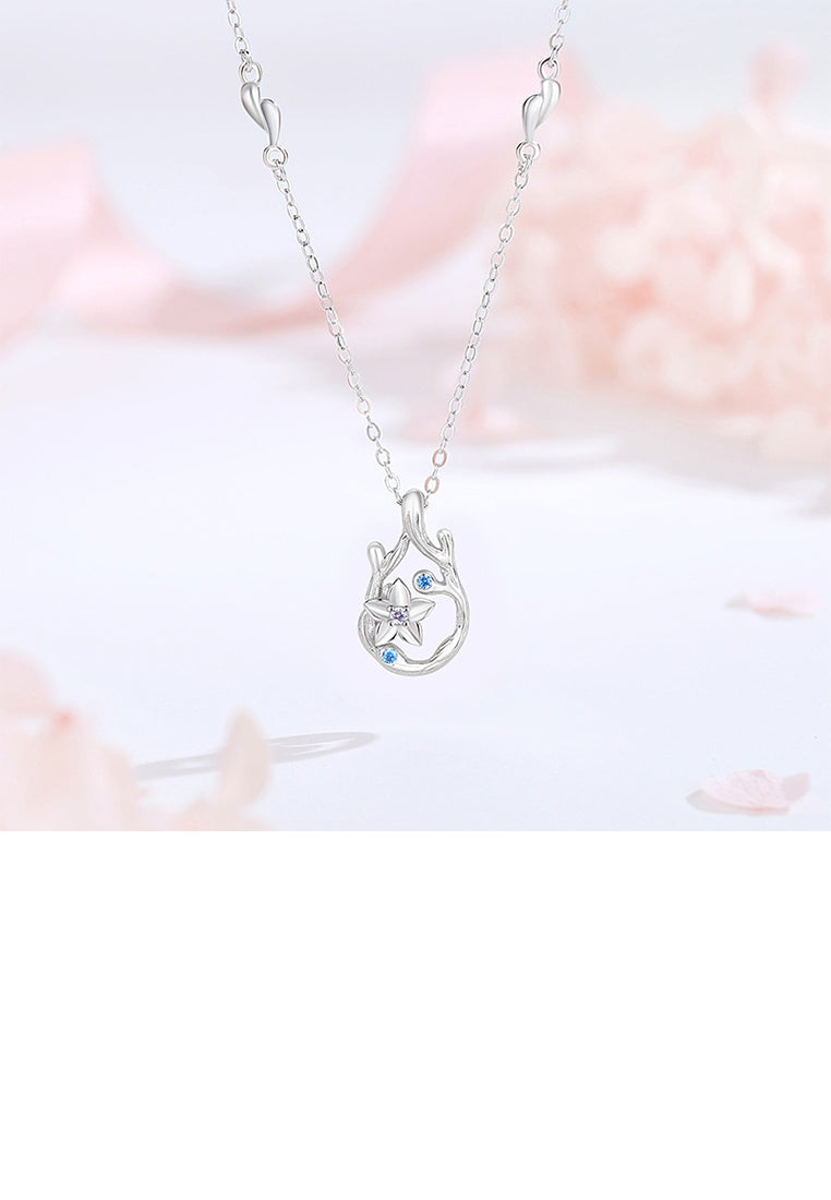 925 Sterling Silver Fashion Simple Hollow Flower Pendant with Cubic Zirconia and Necklace - Luxurious Look