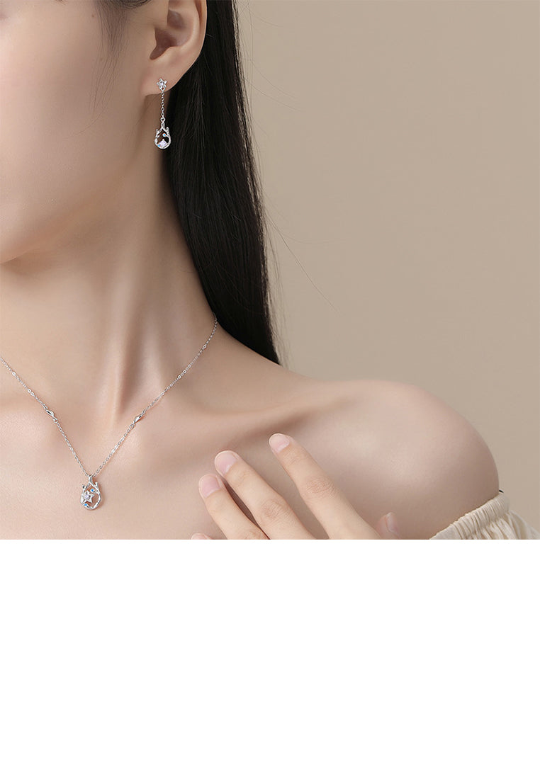 925 Sterling Silver Fashion Simple Hollow Flower Pendant with Cubic Zirconia and Necklace - Luxurious Look