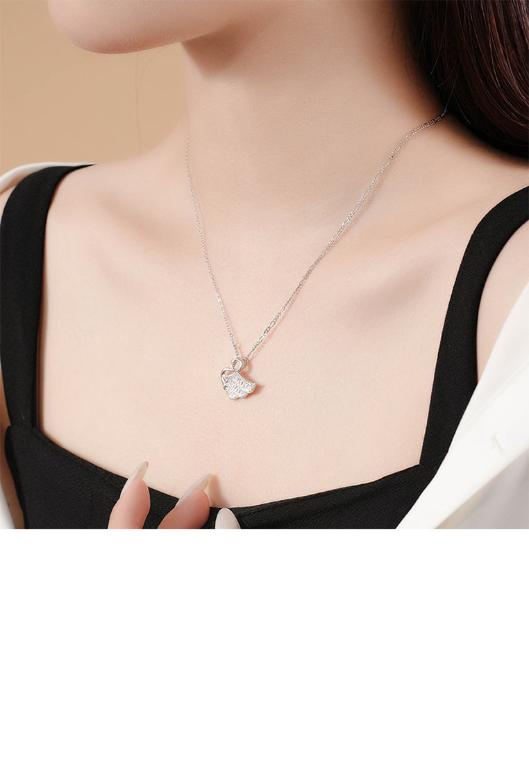925 Sterling Silver Elegant Dazzling Swan Pendant with Cubic Zirconia and Necklace - Luxurious Look