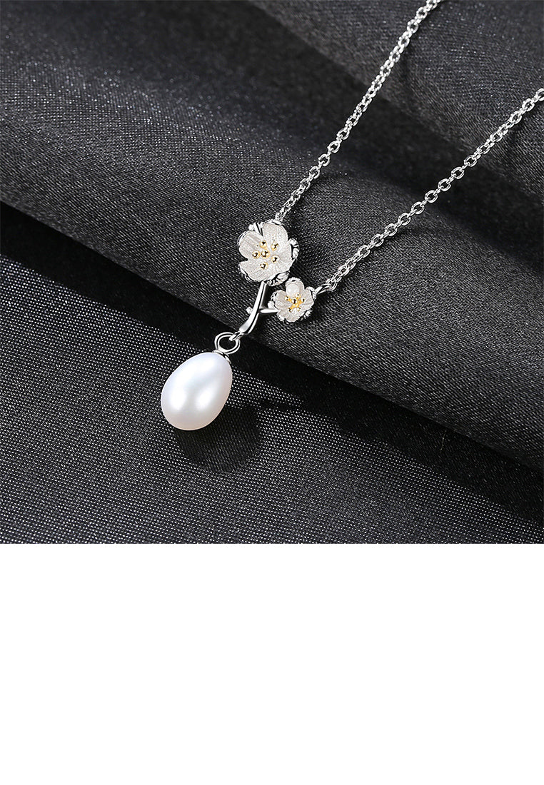 925 Sterling Silver Fashion and Elegant Plum Freshwater Pearl Pendant and Necklace - Luxurious Look