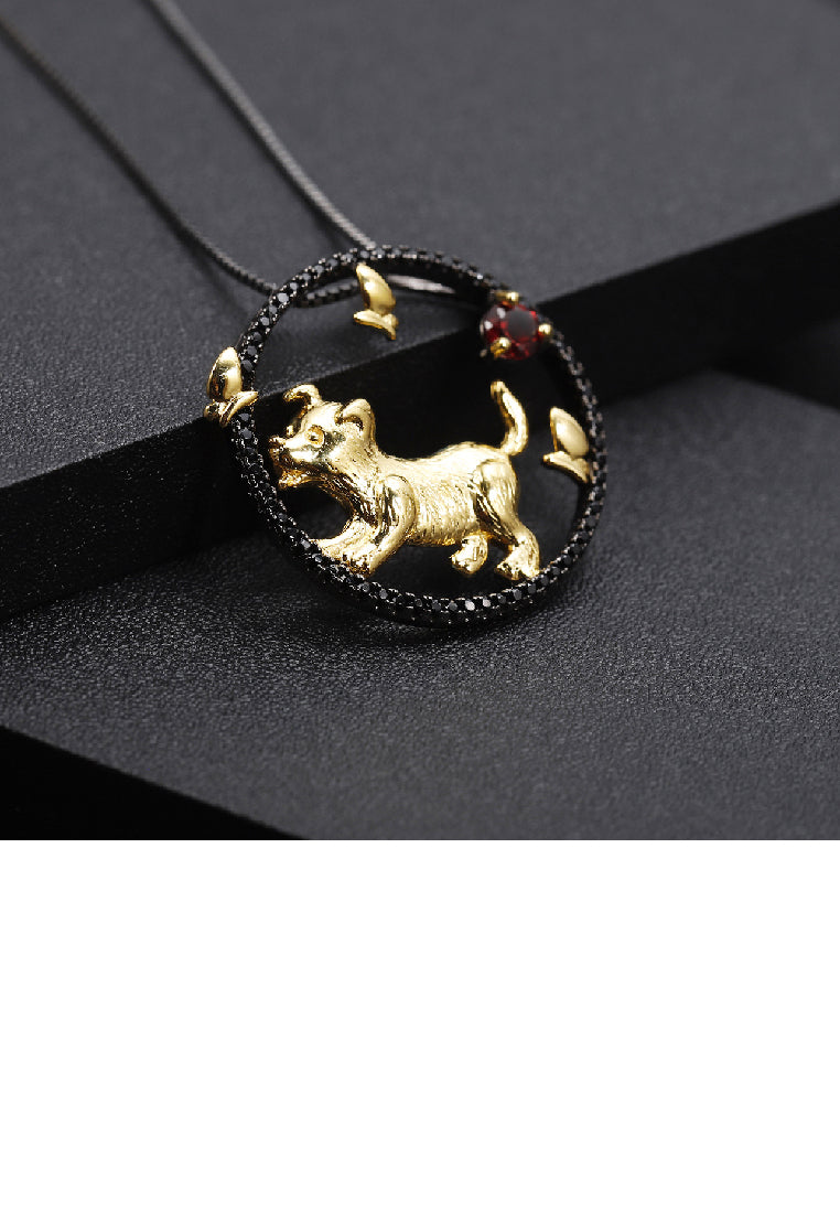 925 Sterling Silver Plated Black Simple Cute Gold Puppy Hollow Geometric Pendant with Garnet and Necklace
