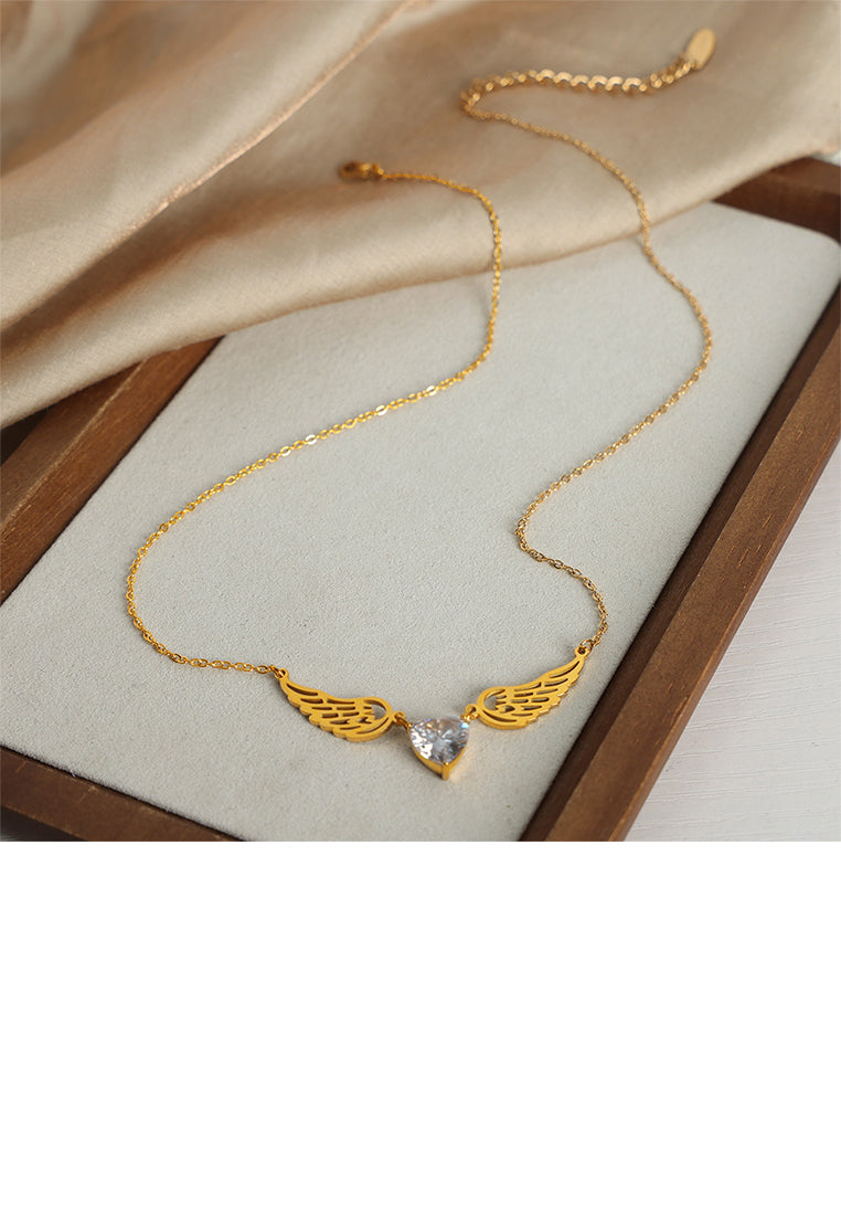 Fashion and Creative Plated Gold 316L Stainless Steel Angel Wings Heart-shaped Pendant with Cubic Zirconia and Necklace - Luxurious Look