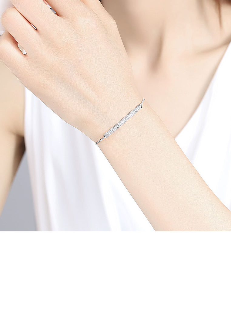 Simple Temperament Geometric Rectangular Bracelet with Cubic Zirconia - Luxurious Look