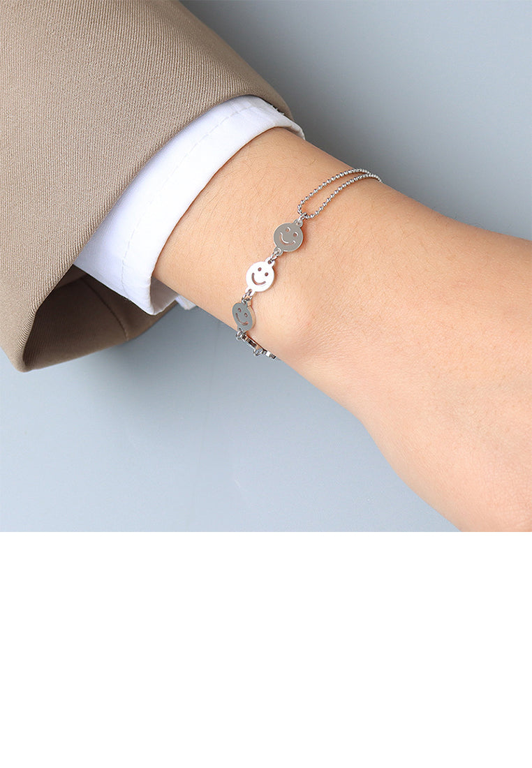 Fashion Temperament 316L Stainless Steel Smiley Geometric Round Chain Bracelet