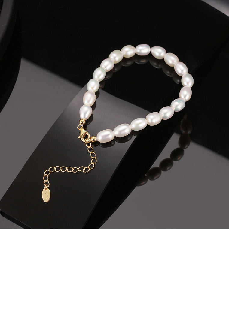 925 Sterling Silver Plated Gold Oval Irregular Freshwater Pearl Beaded Bracelet - Luxurious Look