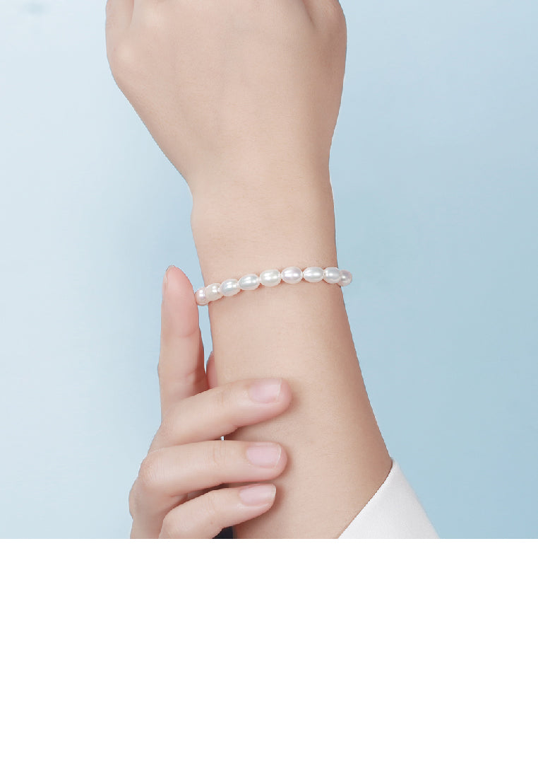 925 Sterling Silver Plated Gold Oval Irregular Freshwater Pearl Beaded Bracelet - Luxurious Look