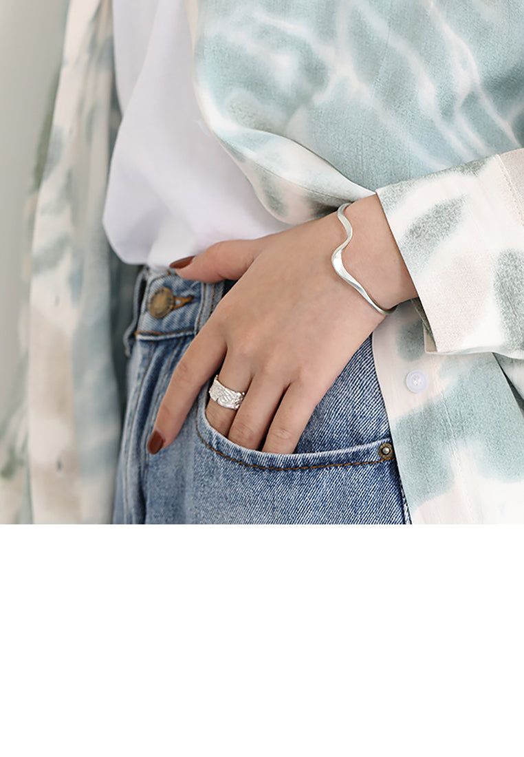 925 Sterling Silver Simple Personality Wave Pattern Geometric Open Bangle