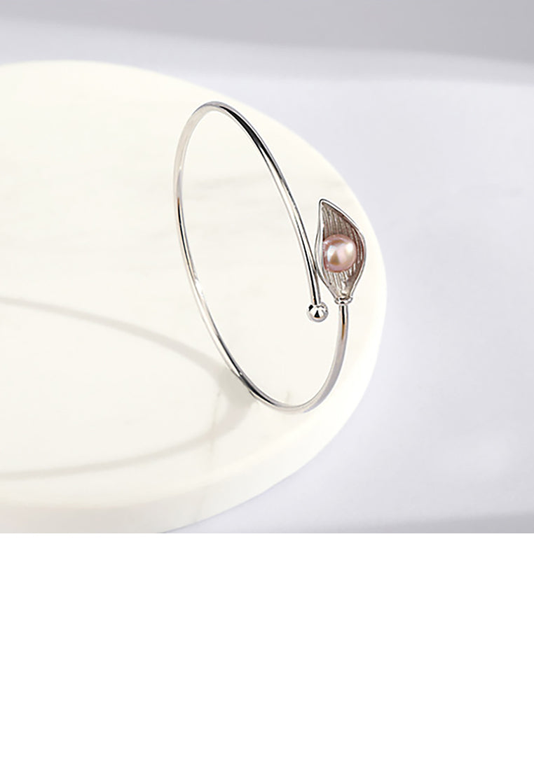 925 Sterling Silver Fashion Simple Leaf Freshwater Pearl Bangle - Luxurious Look