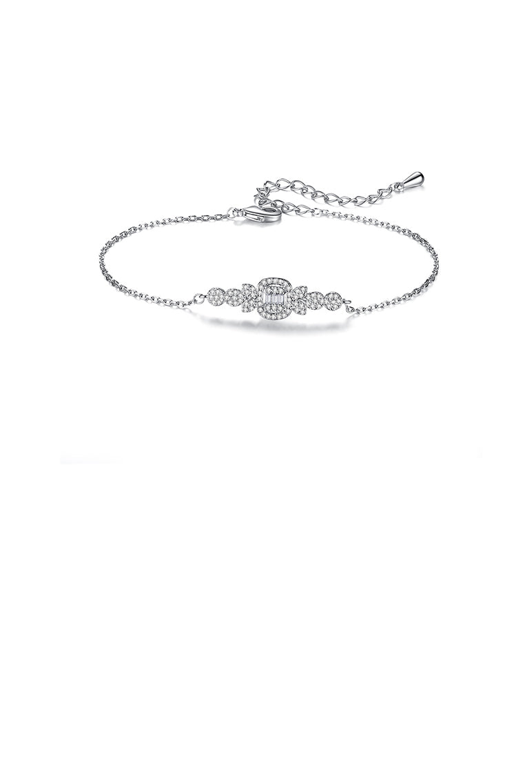 Fashion Temperament Pattern Geometric Bracelet with Cubic Zirconia - Luxurious Look