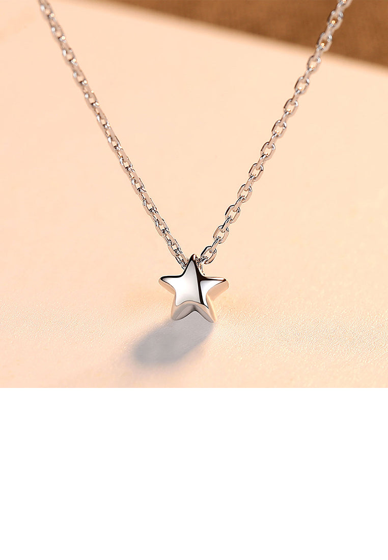 925 Sterling Silver Simple and Delicate Star Pendant with Necklace