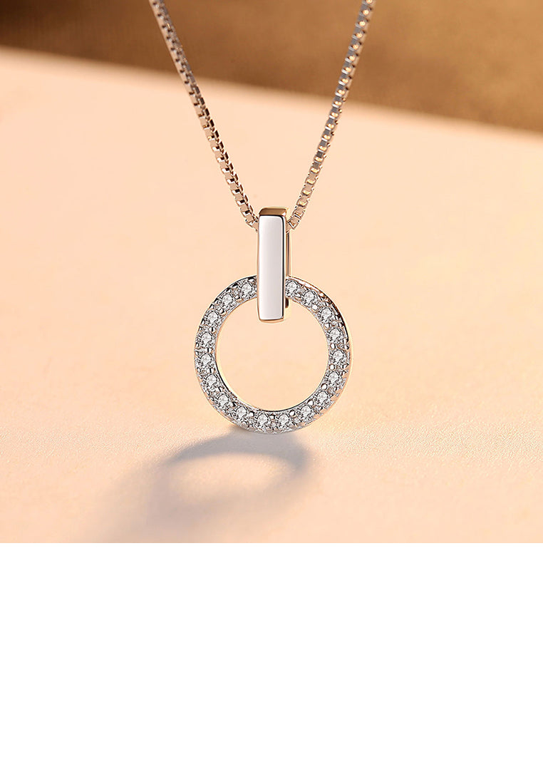 925 Sterling Silver Fashion Simple Geometric Circle Pendant with Cubic Zirconia and Necklace - Luxurious Look