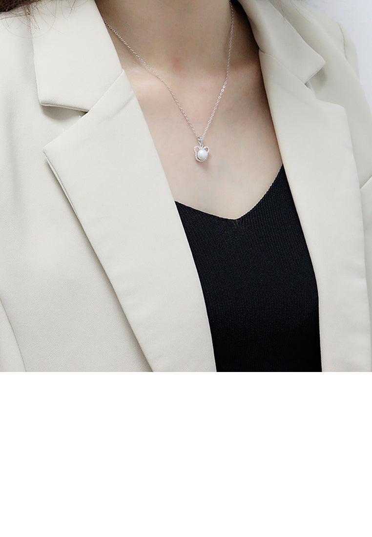 925 Sterling Silver Simple Cute Little Bear Freshwater Pearl Pendant with Cubic Zirconia and Necklace - Luxurious Look