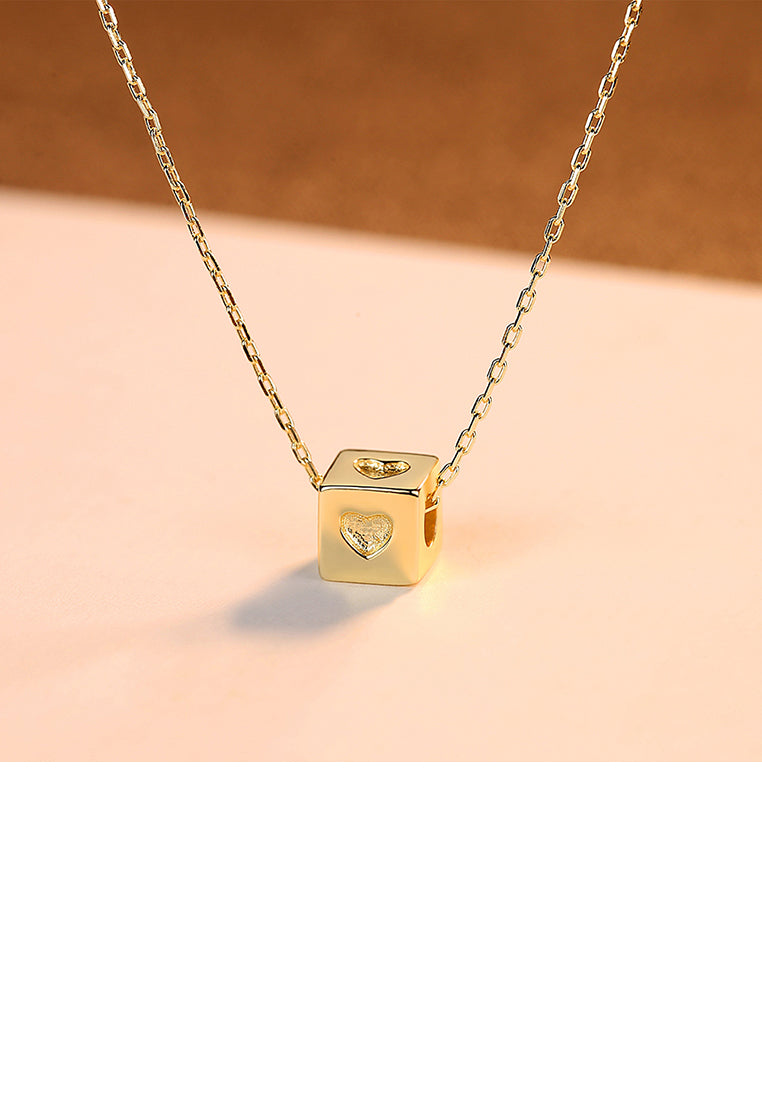 925 Sterling Silver Plated Gold Simple Fashion Geometric Heart-shaped Square Pendant with Necklace