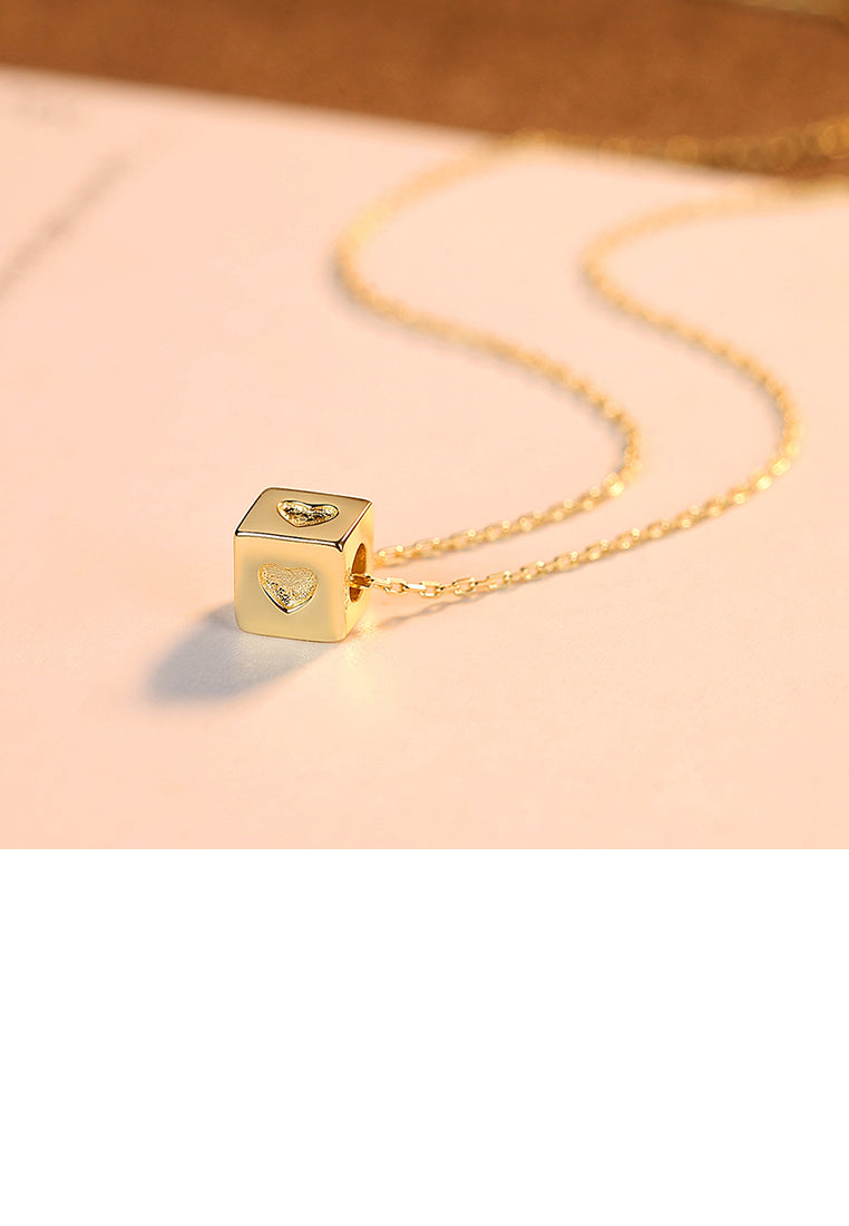 925 Sterling Silver Plated Gold Simple Fashion Geometric Heart-shaped Square Pendant with Necklace