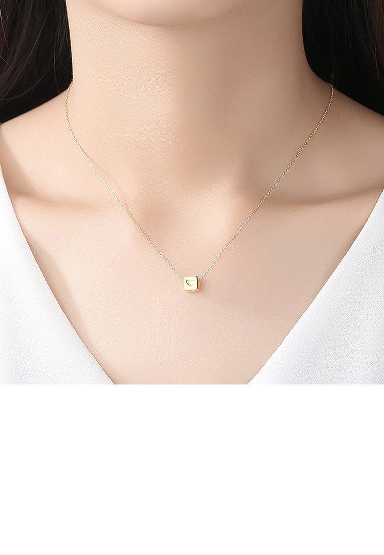 925 Sterling Silver Plated Gold Simple Fashion Geometric Heart-shaped Square Pendant with Necklace