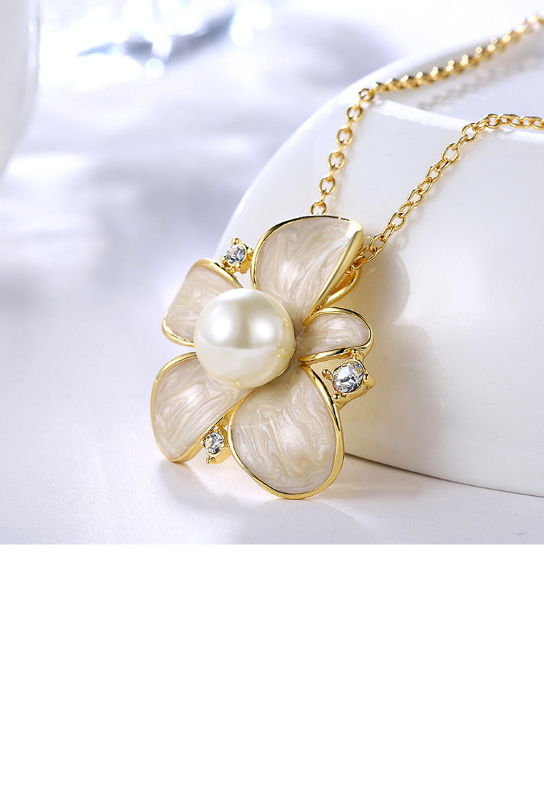 Elegant Noble Romantic Fashion Gold Plated Flower Pearl Necklace and Pendant - Luxurious Look