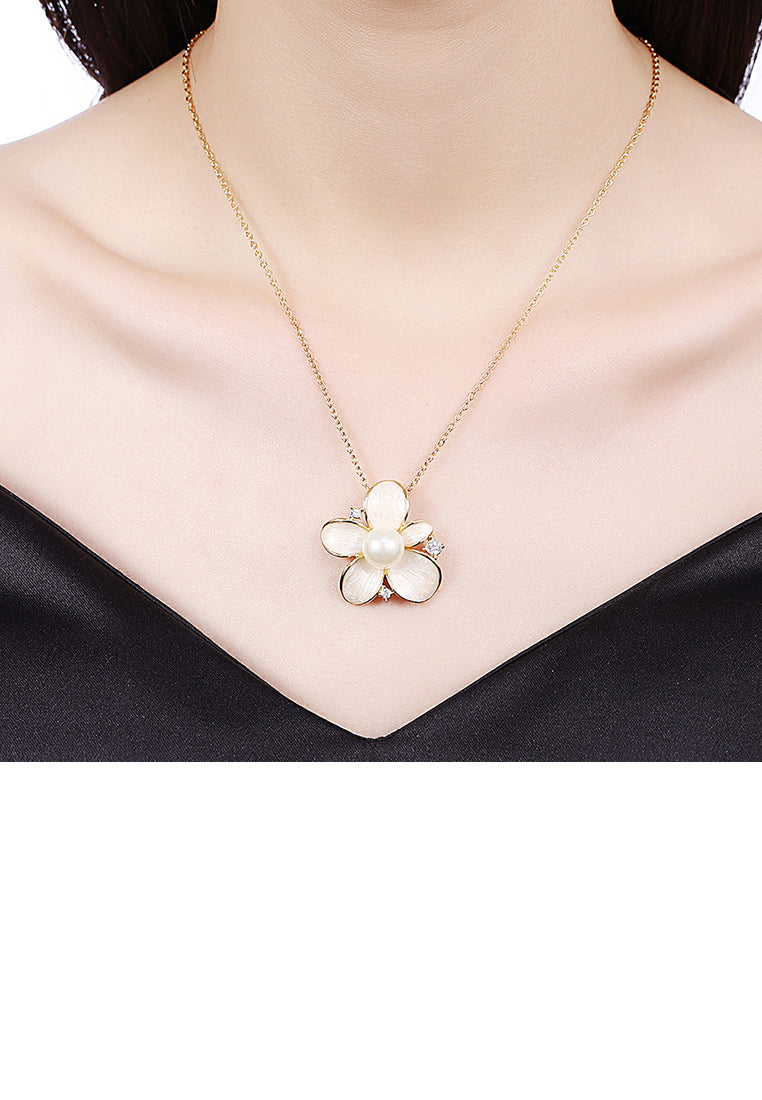 Elegant Noble Romantic Fashion Gold Plated Flower Pearl Necklace and Pendant - Luxurious Look