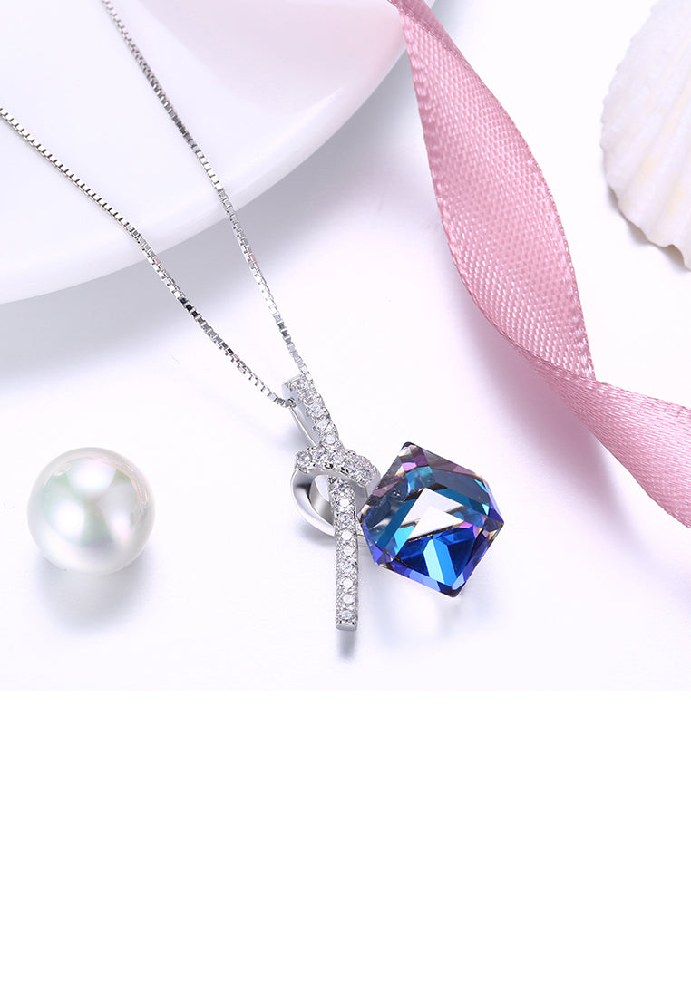 925 Sterling Silver Elegant Geometric Pendant with Blue Austrian Element Crystal and Necklace
