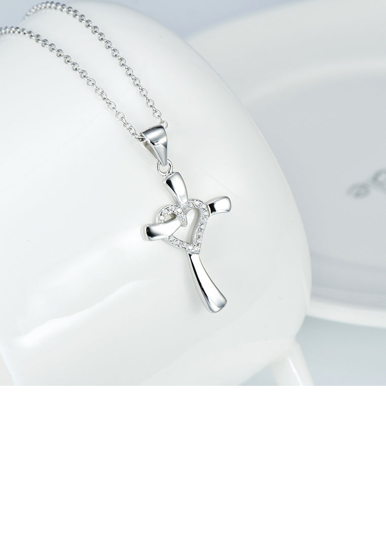 925 Sterling Silver Fashion Simple Heart-shaped Cross Pendant with Cubic Zirconia and Necklace - Luxurious Look