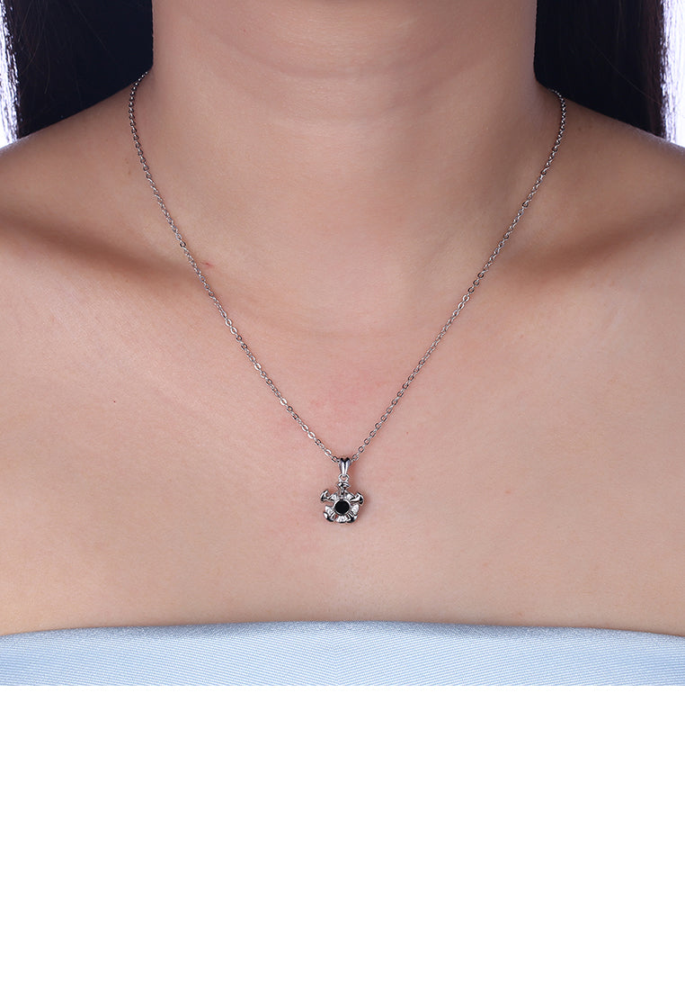 925 Sterling Silver Flower Pendant In Cubic Zircon and Necklace