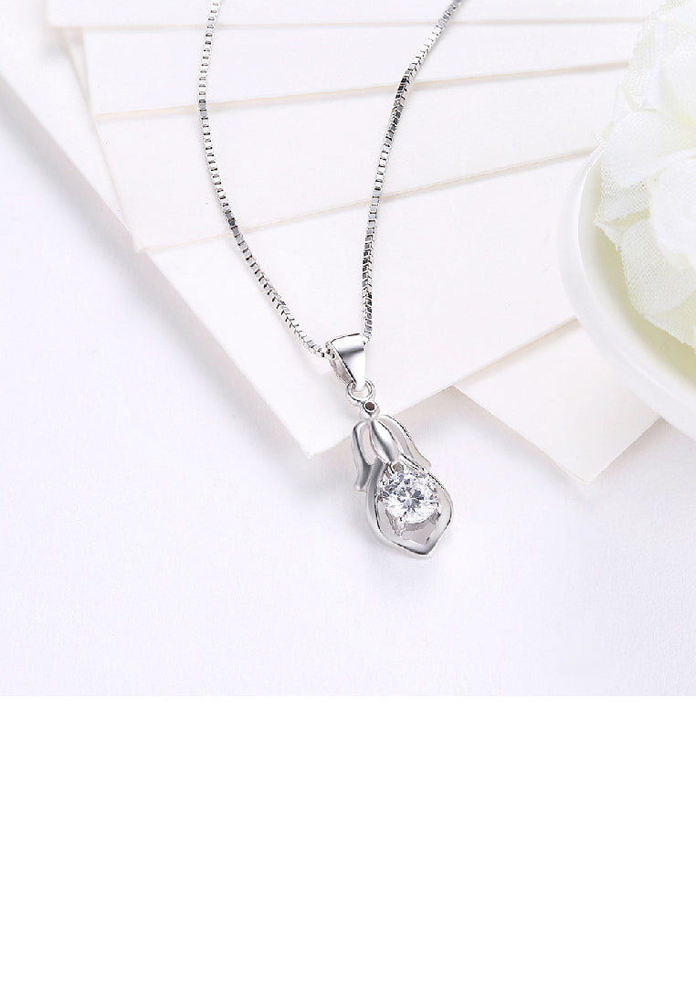 925 Sterling Silver Simple Elegant Fashion Beautiful Girl Pendant Necklace with Cubic Zircon