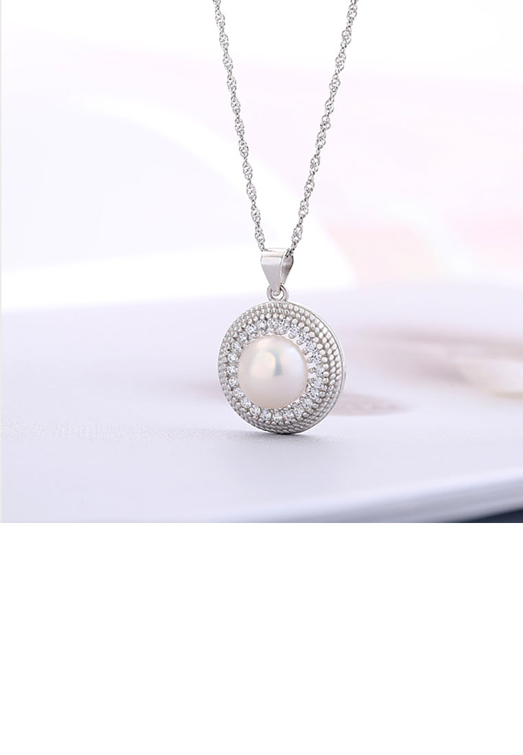 925 Sterling Silver Elegant Fashion Geometric Round Freshwater Pearl Pendant with Cubic Zirconia and Necklace - Luxurious Look