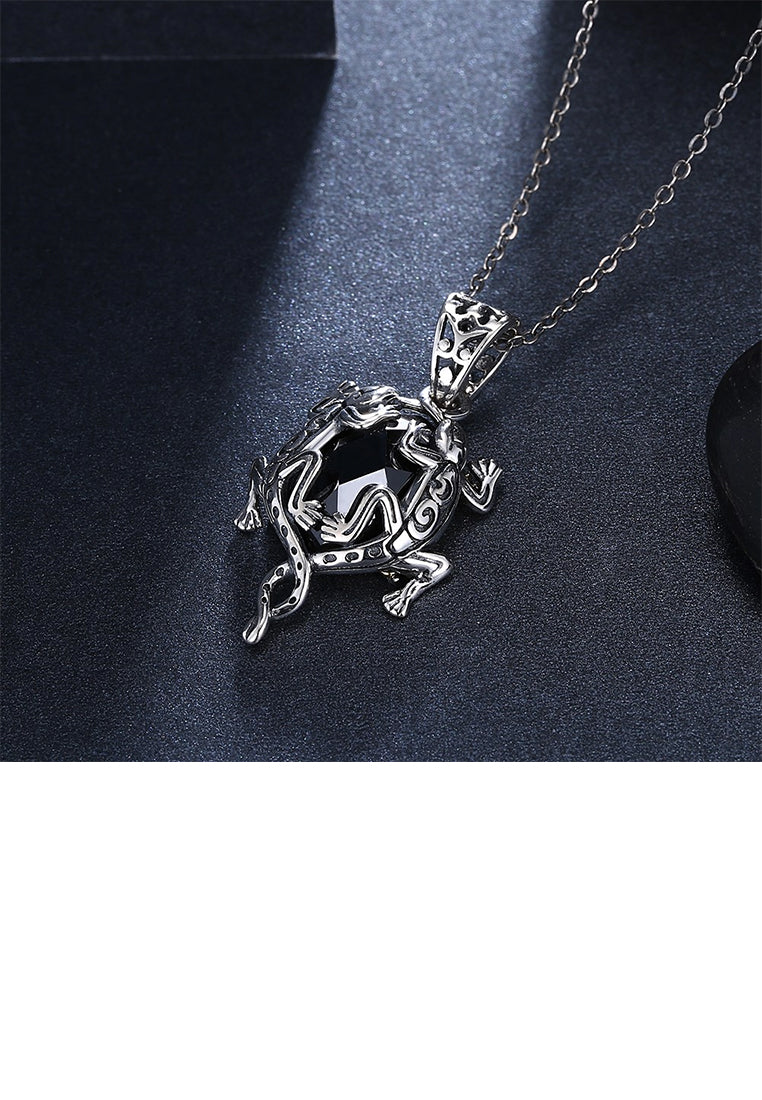 925 Sterling Silver Retro Fashion Gecko Pendant and Necklace