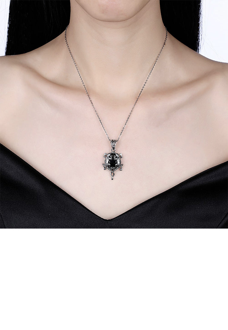 925 Sterling Silver Retro Fashion Gecko Pendant and Necklace