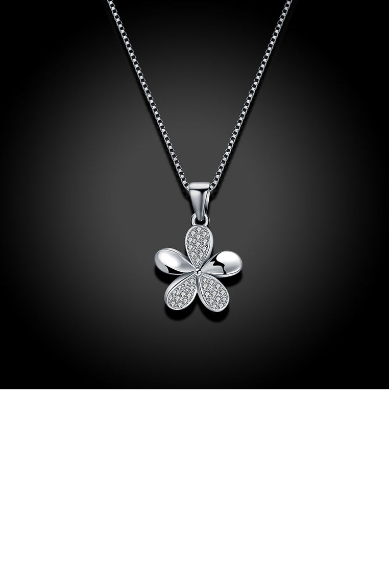 925 Sterling Silver Elegant Simple Fashion Four Leaf Clover Pendant Necklace with Austrian Element Crystal