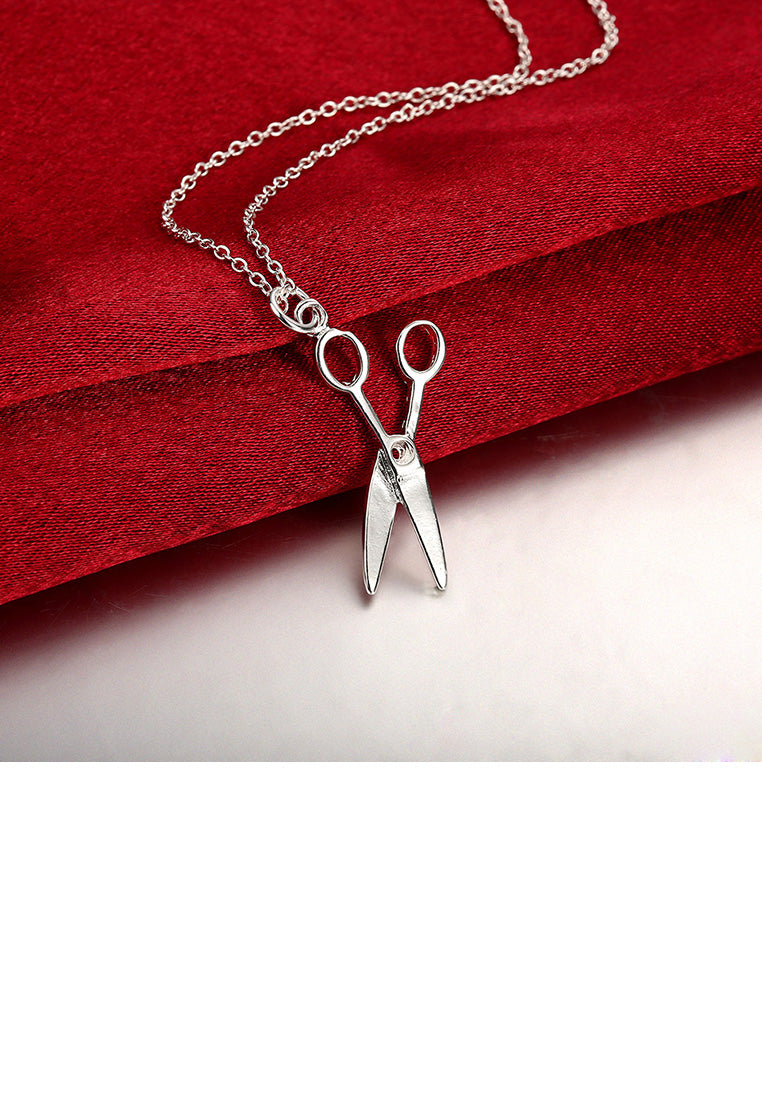 Fashion Personality Scissors Pendant with Necklace