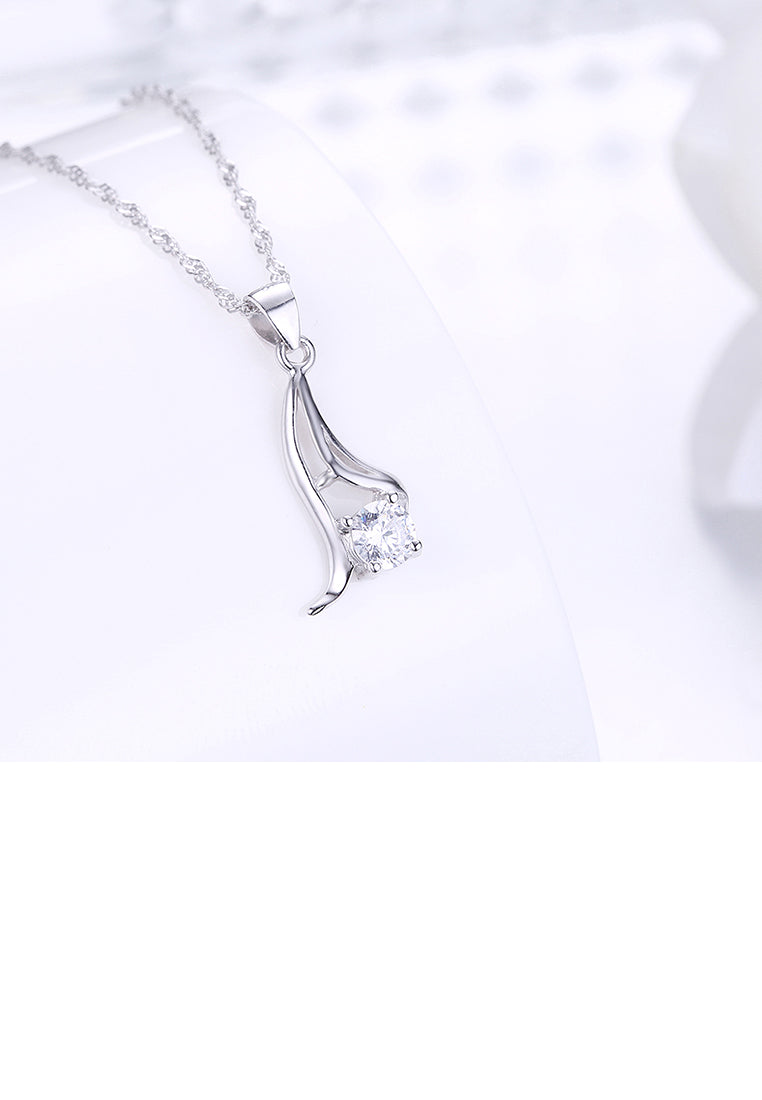 925 Sterling Silver Simple Elegant Fashion Pendant Necklace with Cubic Zircon