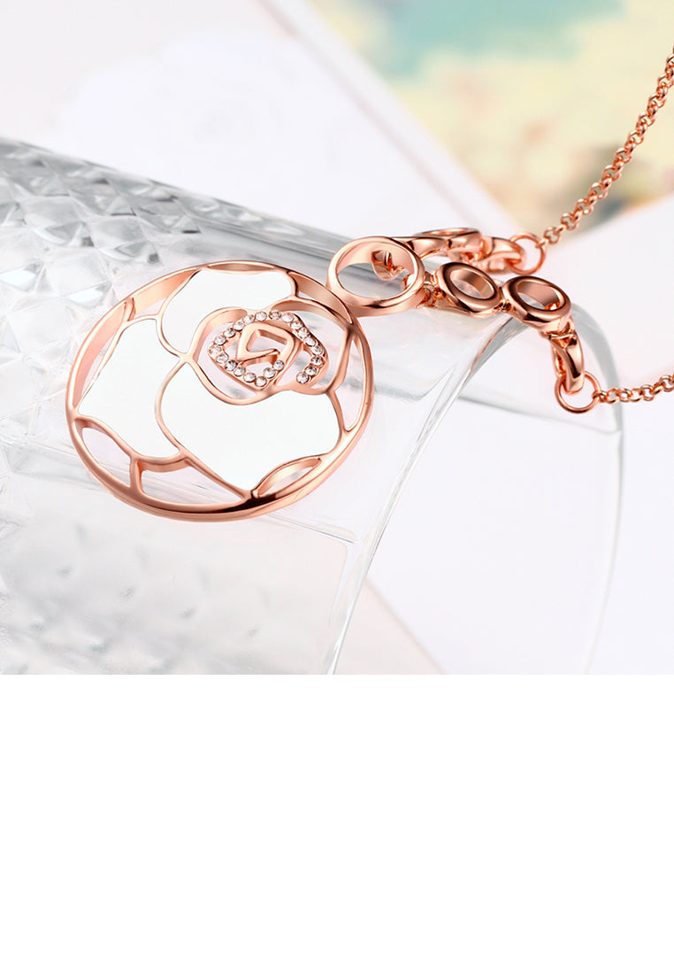 Plated Rose Gold Flower Pendant with Austrian Element Crystal and Necklace