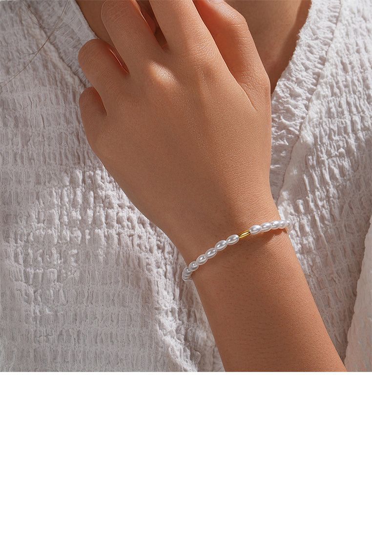 925 Sterling Silver Plated Gold Fashion and Elegant Imitation Pearl Beaded Bracelet - Luxurious Look