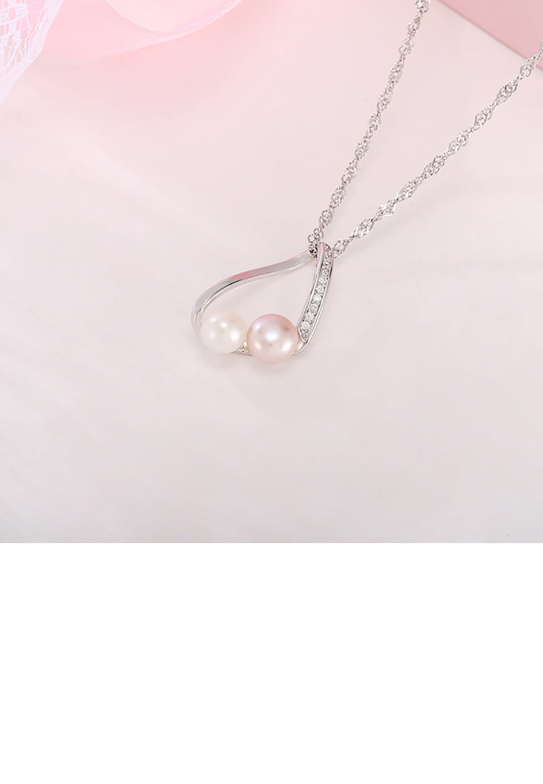 925 Sterling Silver Simple Fashion Geometric Freshwater Pearl Pendant with Cubic Zirconia and Necklace - Luxurious Look