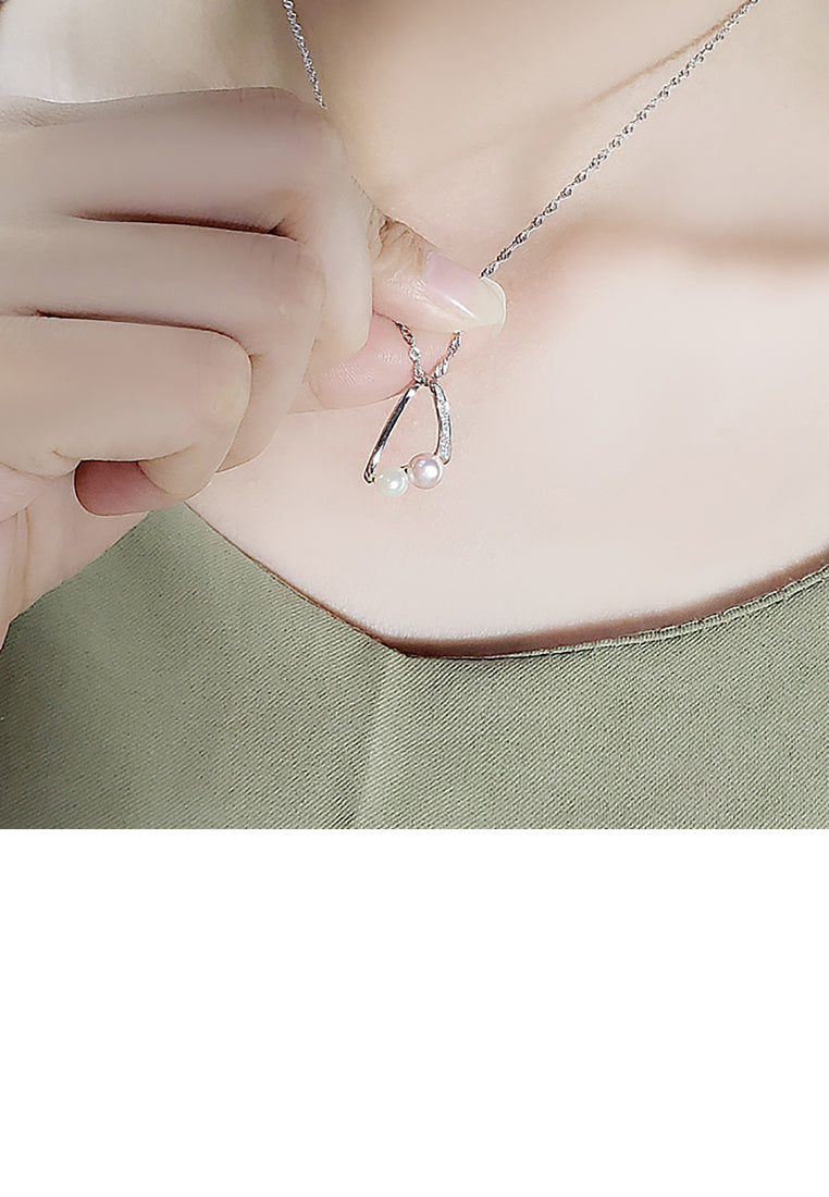 925 Sterling Silver Simple Fashion Geometric Freshwater Pearl Pendant with Cubic Zirconia and Necklace - Luxurious Look