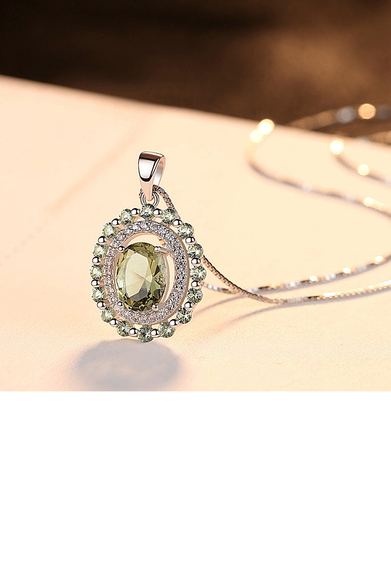 925 Sterling Silver Fashion Simple Geometric Oval Olive Green Cubic Zirconia Pendant with Necklace - Luxurious Look