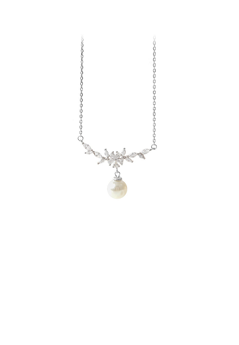 925 Sterling Silver Fashion Temperament Flower Imitation Pearl Pendant with Cubic Zirconia and Necklace - Luxurious Look